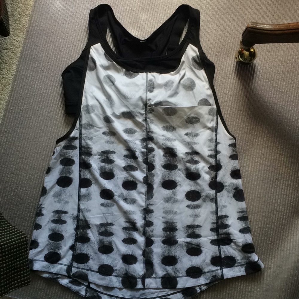 Lulumon tank with inner sports bra Sz 10 EUC